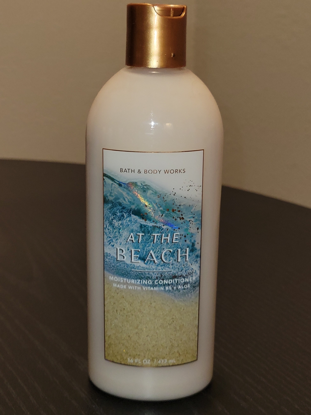 Bath & Body Works At The Beach Moisturizing Conditioner - White & Gold